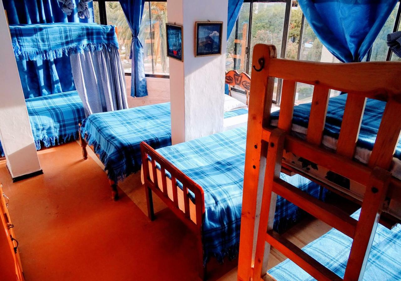 Erupcion Art Hotel & Hostel บาญอส ภายนอก รูปภาพ