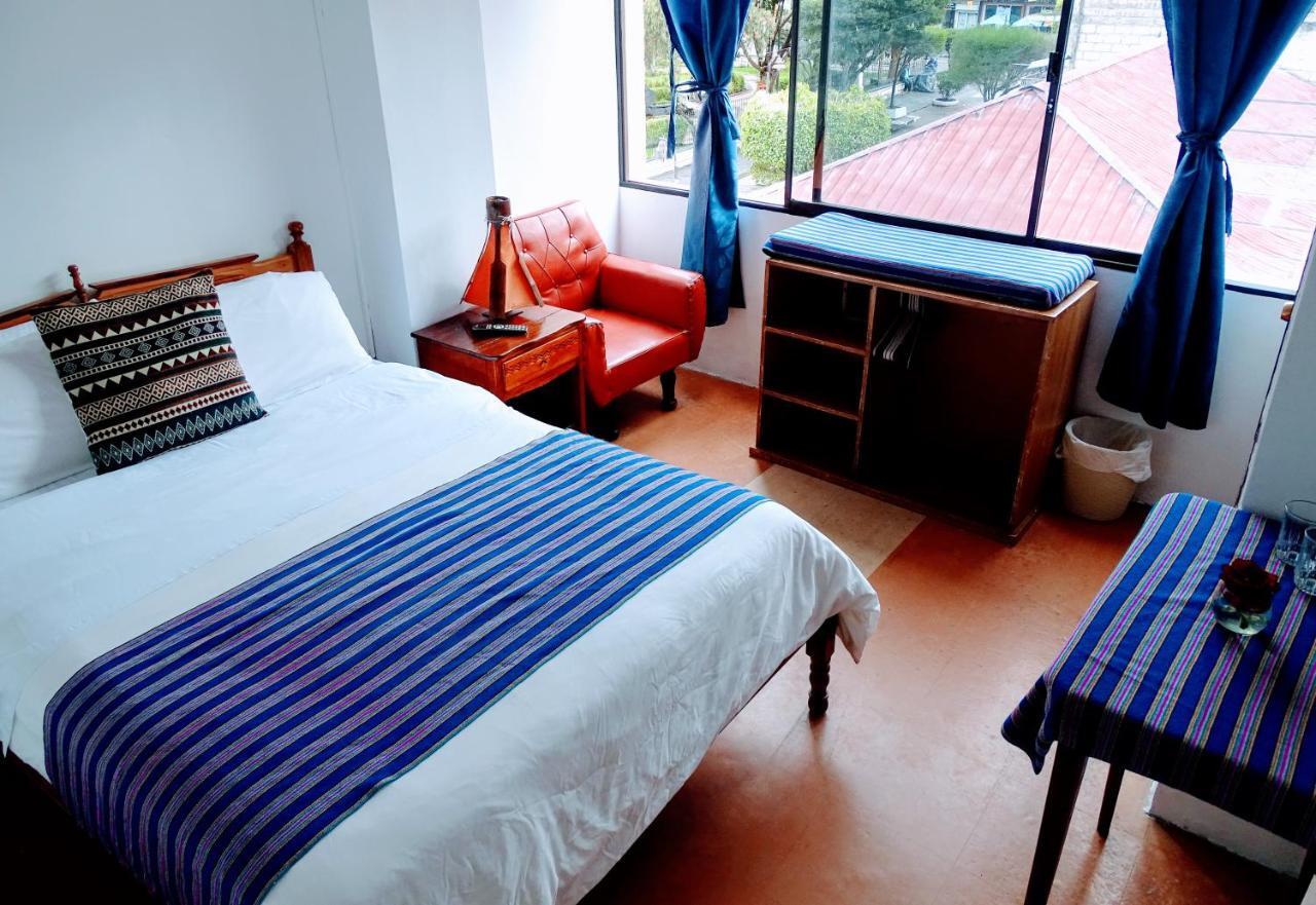 Erupcion Art Hotel & Hostel บาญอส ภายนอก รูปภาพ