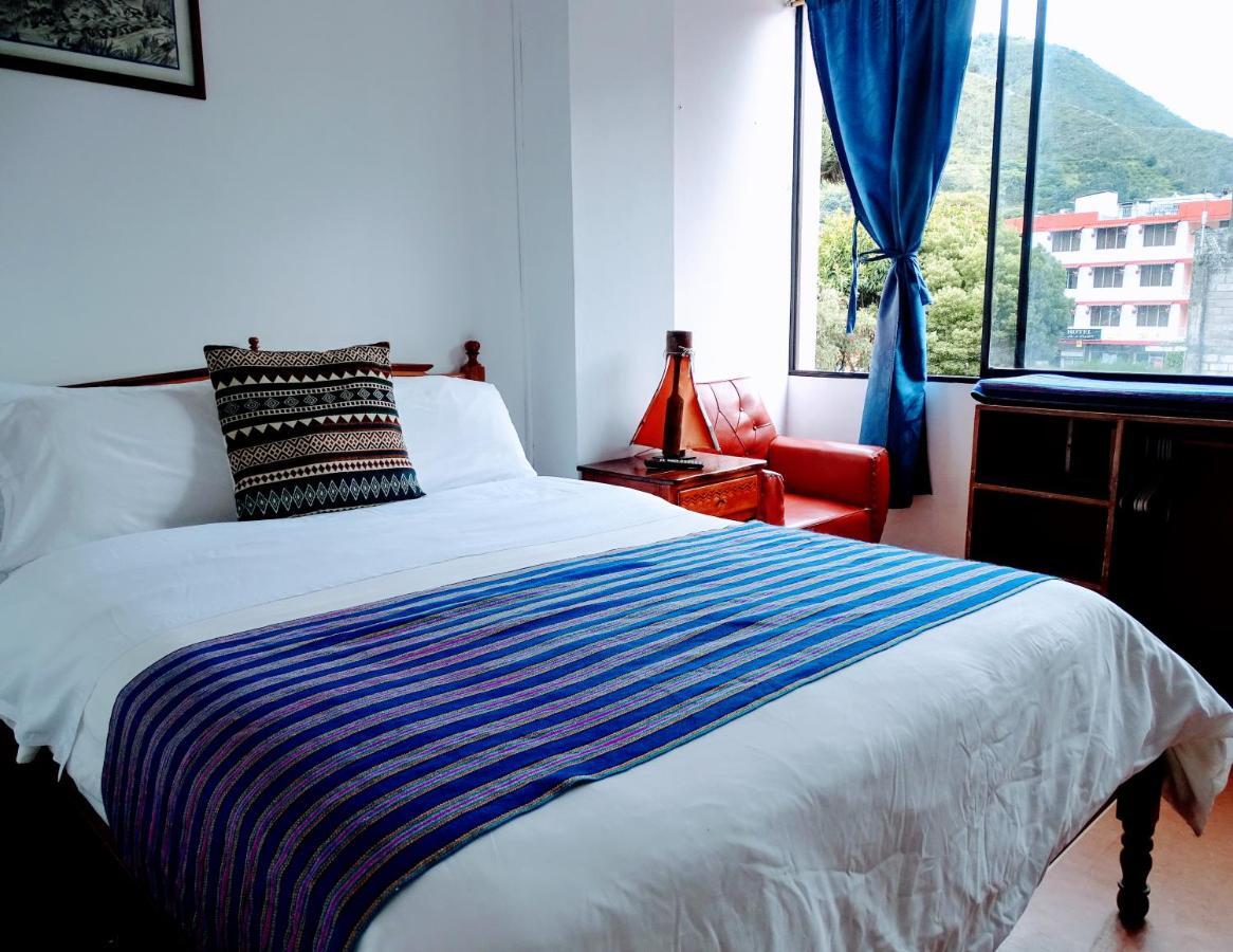Erupcion Art Hotel & Hostel บาญอส ภายนอก รูปภาพ