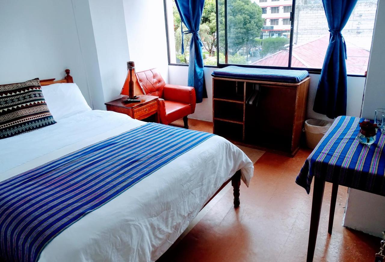 Erupcion Art Hotel & Hostel บาญอส ภายนอก รูปภาพ